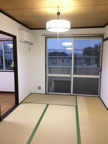 拡大写真:フレグランスビバ 1階101の室内