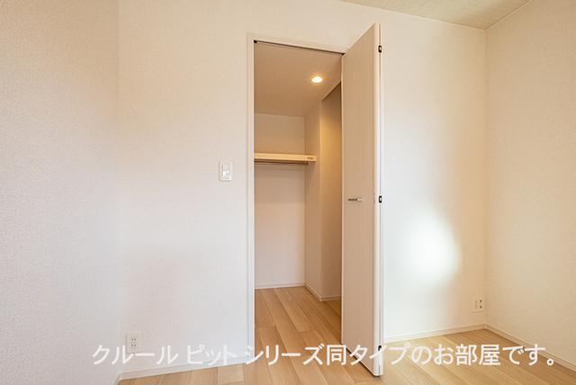 拡大写真:クレールガーデン I 1階103のクローゼット