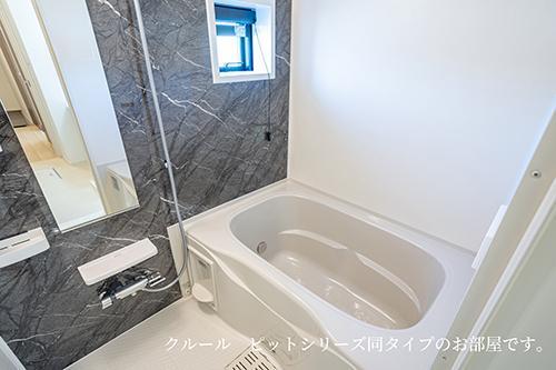 拡大写真:ウッドスプリング山根 B 2階202のバス