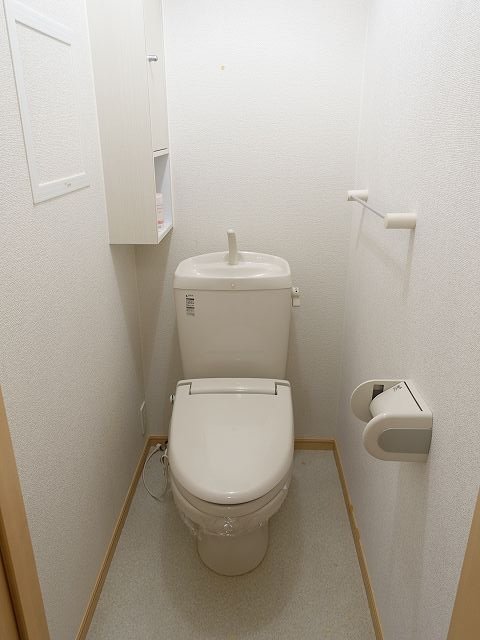 拡大写真:サン ソレーユ 2階201のトイレ