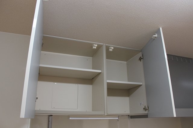 拡大写真:あま篠田荘 1階106のキッチン上部収納