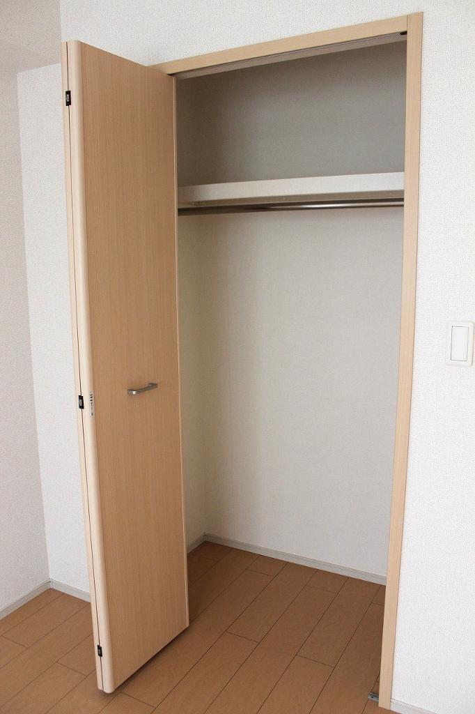 拡大写真:サンリットⅠ 1階101のクローゼット