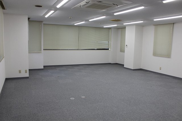 拡大写真:一宮市本町3丁目 5Fの室内