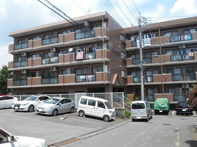 拡大写真：ベルテ都筑 2階203の外観写真（昼）