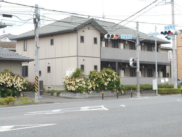 拡大写真：グランメール 2階206の外観写真（昼）