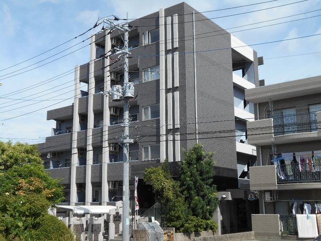 拡大写真：ボヌール　ドゥ 6階601の外観写真（昼）