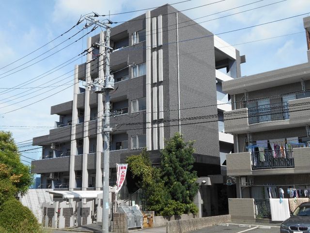 拡大写真：ボヌール　ドゥ 6階601の外観写真（昼）