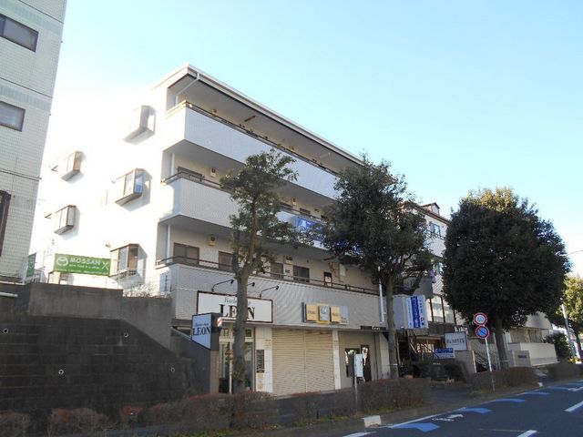 拡大写真：横浜市都筑区茅ケ崎南５丁目 3階301の外観写真（昼）