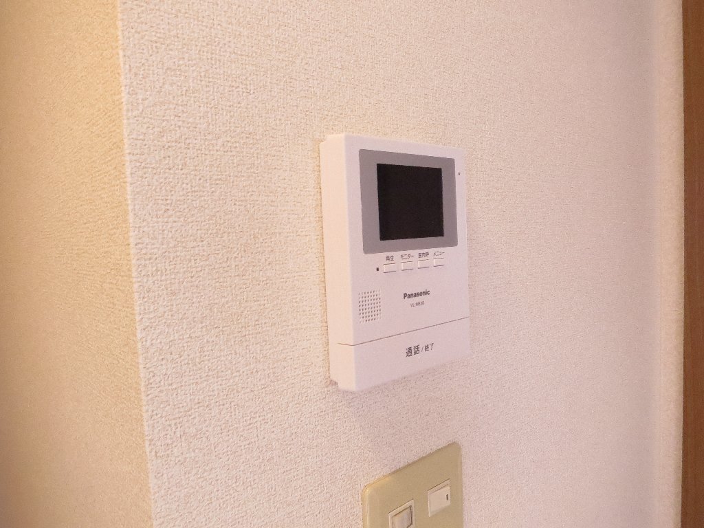拡大写真：仙台市青葉区下愛子字二本松 2階203のモニター付インターフォン