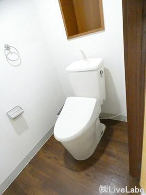 拡大写真:誠和ビル 4階402のシャワー付トイレ