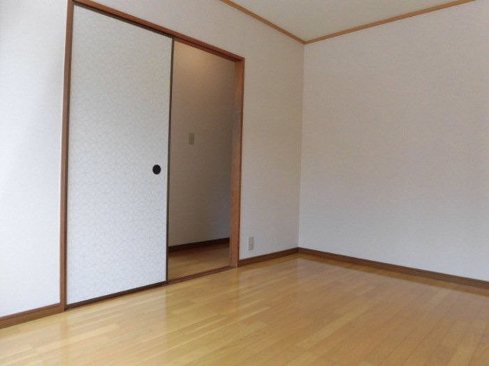 拡大写真:レジデンス21TH C棟 1階110の室内