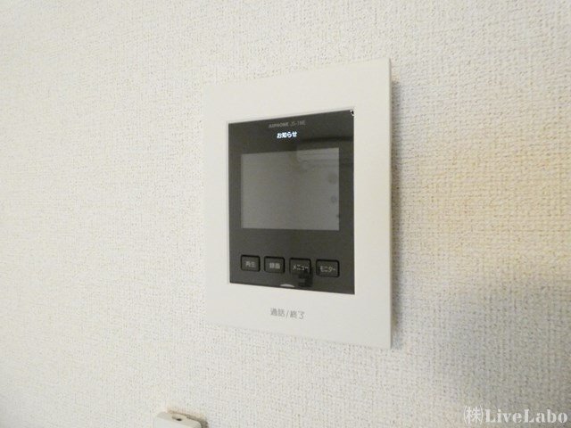 拡大写真:グラン フェリシア Ⅱ 1階102のカメラ付インターホン