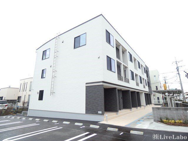 グラン フェリシア Ⅱの外観