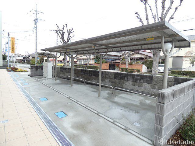 拡大写真:グラン フェリシア Ⅱ 1階102の外観写真(昼)
