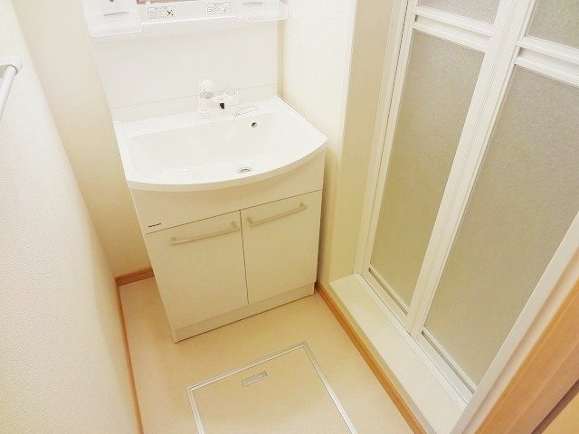 拡大写真:池田市石橋2丁目 1階103の脱衣スペース