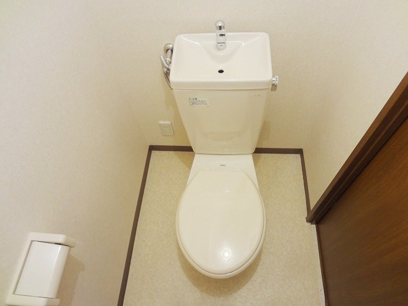拡大写真:池田市石橋1丁目 3階301のトイレ