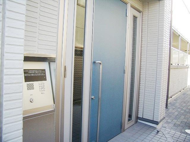 拡大写真:池田市住吉1丁目 2階203のエントランス