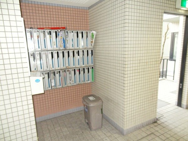 拡大写真:池田市鉢塚3丁目 3階2Cの共有部分