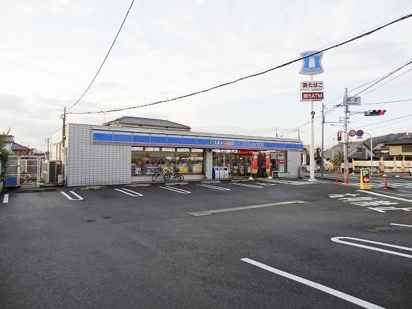 拡大写真:池田市鉢塚3丁目 3階2Cのコンビニ