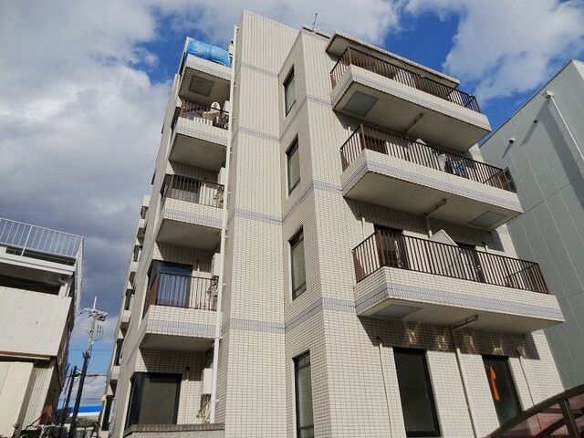 池田市鉢塚3丁目の外観