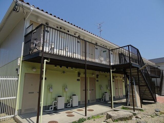 拡大写真:池田市石橋1丁目 1階103の外観写真(昼)
