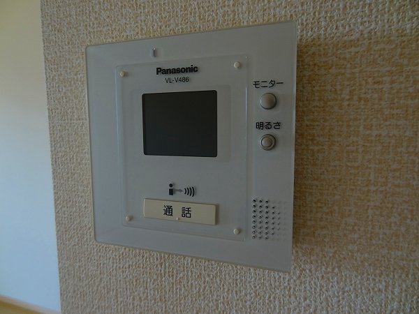 拡大写真:豊中市少路2丁目 2階202のTVモニター付きドアホン