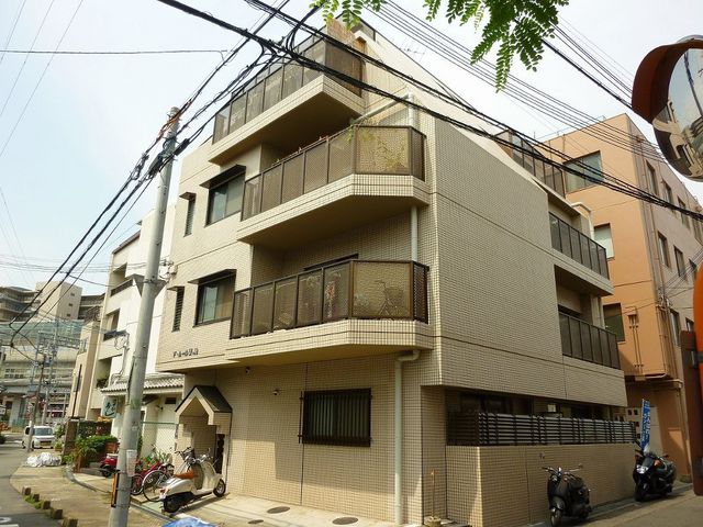 拡大写真:豊中市螢池東町1丁目 3階301の外観写真(昼)