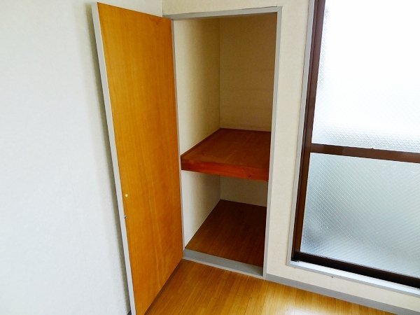 拡大写真:豊中市螢池南町3丁目 4階401の収納