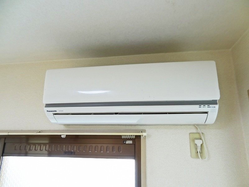 拡大写真:豊中市螢池南町3丁目 4階401のエアコン