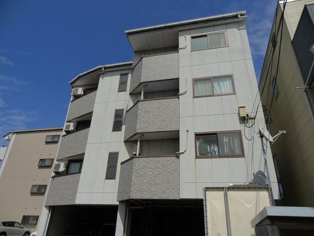 拡大写真:豊中市螢池南町3丁目 4階401の外観写真(昼)