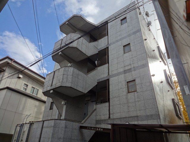 拡大写真:茨木市南春日丘2丁目 401の外観写真(昼)
