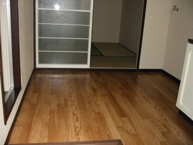 拡大写真:箕面市白島3丁目 202のキッチン
