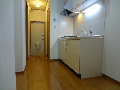 拡大写真:箕面市新稲1丁目 202のキッチン
