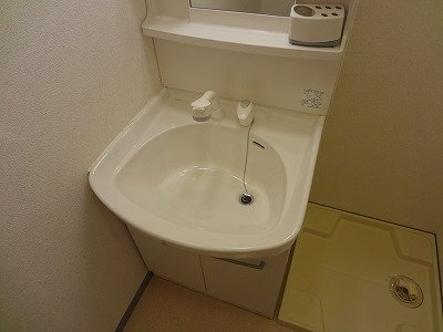 拡大写真:箕面市新稲1丁目 202の洗髪洗面化粧台