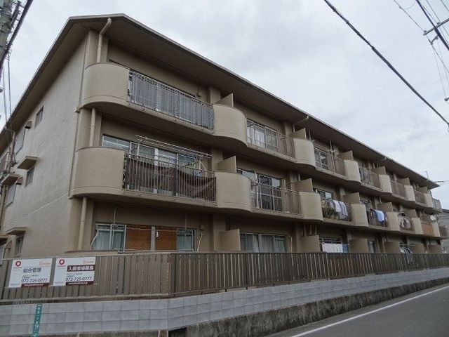 拡大写真:箕面市牧落1丁目 309の外観写真(昼)