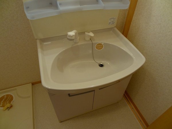拡大写真:豊中市桜の町7丁目 103の洗髪洗面化粧台