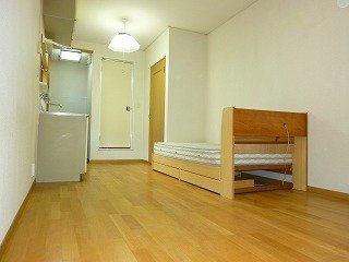拡大写真:箕面市瀬川4丁目 102の洋室