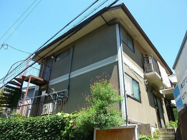 箕面市瀬川4丁目の外観