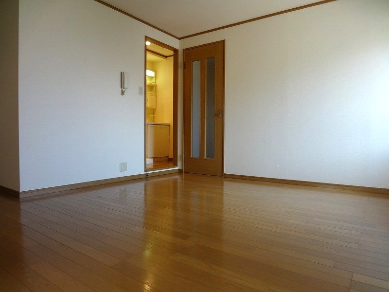 拡大写真:箕面市瀬川5丁目 2階201の洋室