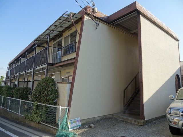 拡大写真：池田市畑１丁目 2階203の外観写真（昼）