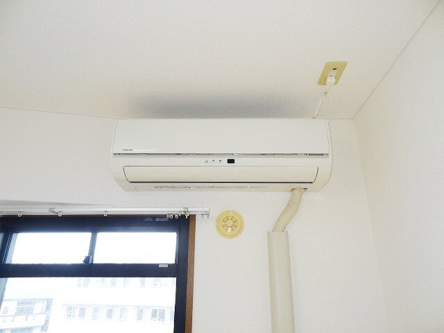 拡大写真:池田市石橋2丁目 3階601のエアコン