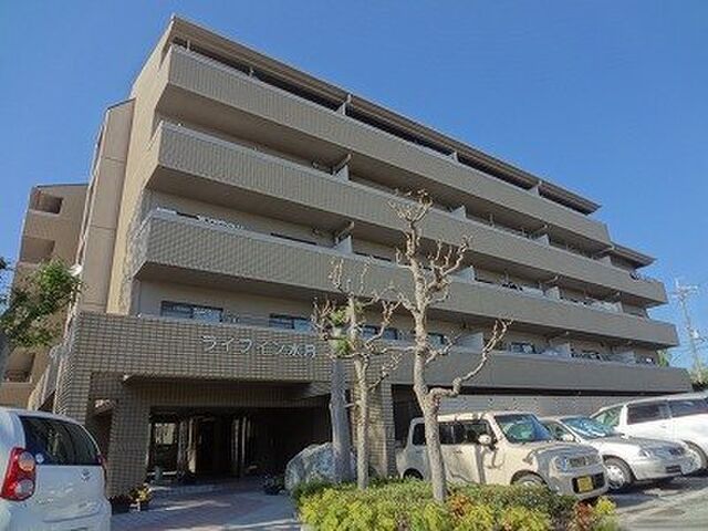 拡大写真:池田市鉢塚3丁目 2階203の外観写真(昼)