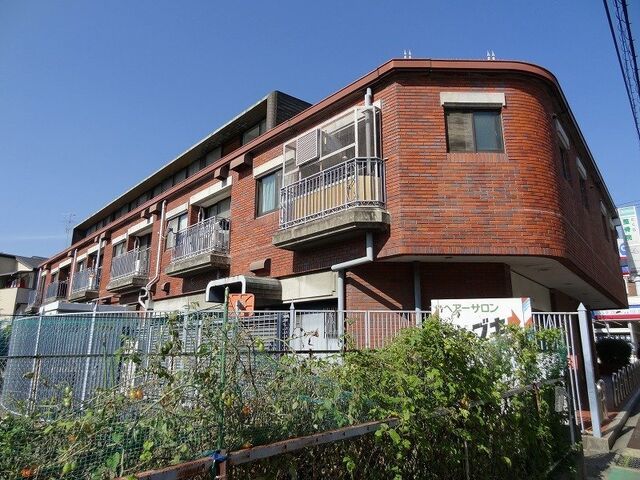 拡大写真:池田市井口堂1丁目 2階12の外観写真(昼)