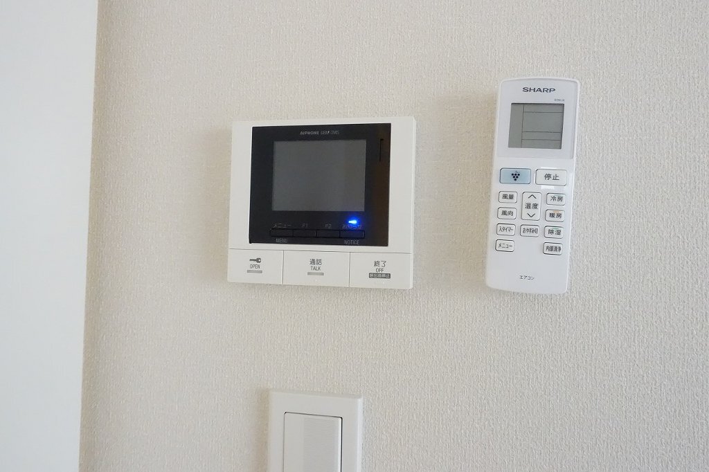拡大写真:池田市井口堂3丁目 1階102のカメラ付インターホン