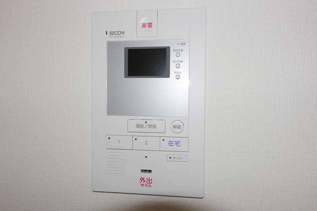 拡大写真:池田市井口堂1丁目 2階201のカメラ付インターホン