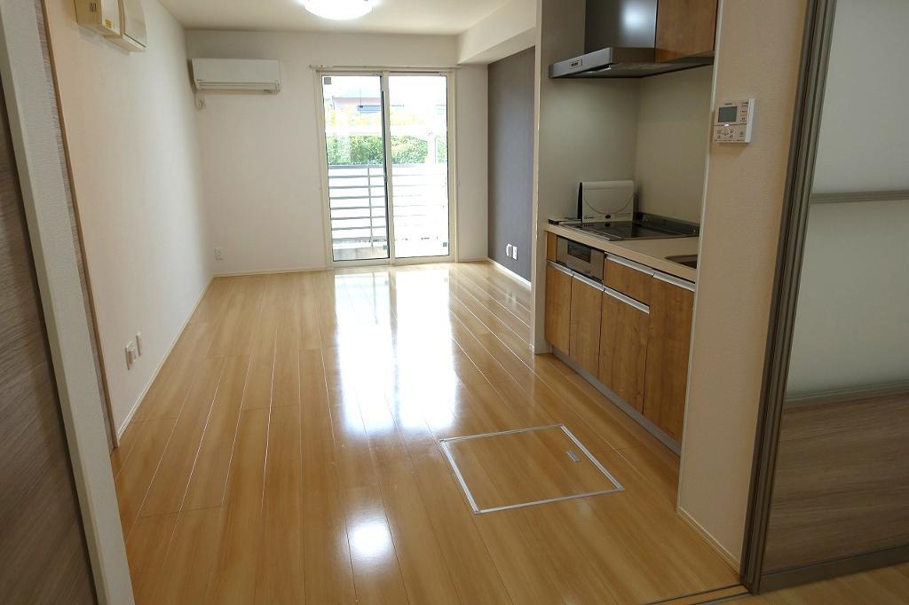 拡大写真:豊中市柴原町3丁目 103のリビング