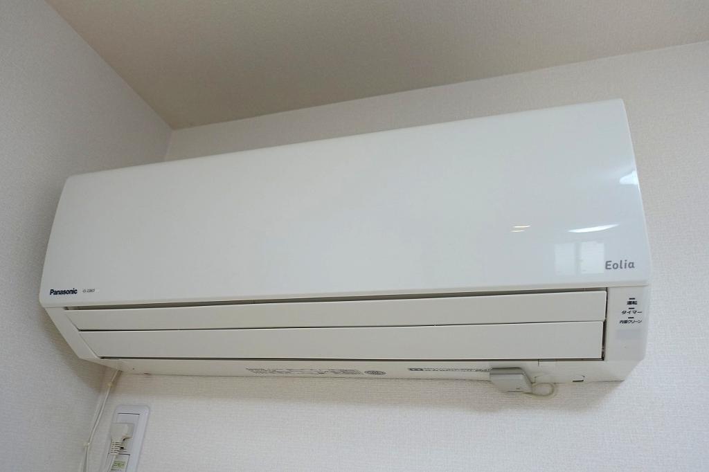 拡大写真:豊中市柴原町3丁目 103のエアコン