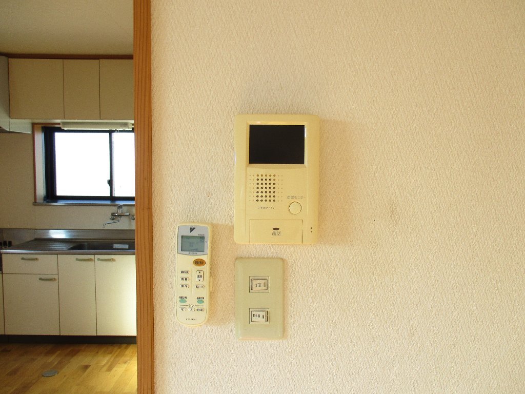 拡大写真：P＆サーム 2階201のカメラ付インターホン