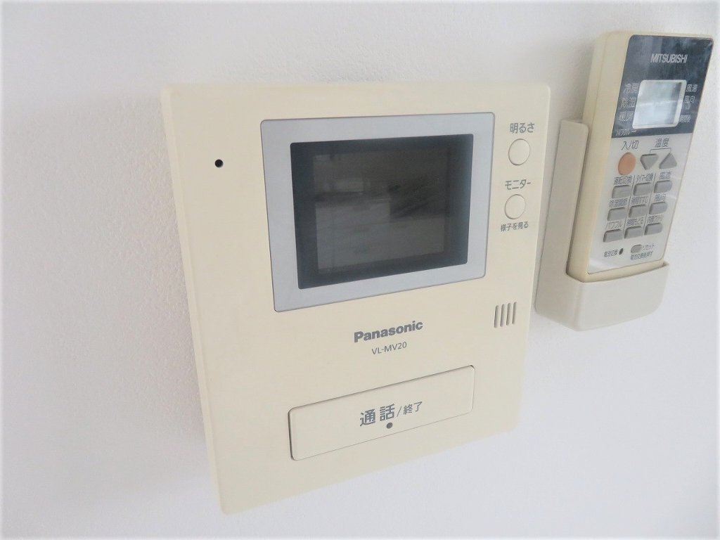 拡大写真:FREEPORT浜御殿B・C 1階B101のTVモニターフォン