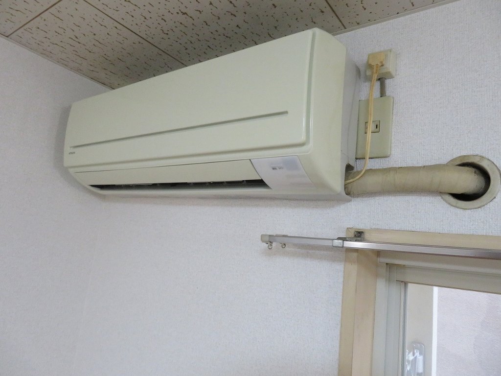 拡大写真:エレガンス浜砂Ⅰ 1階115のエアコン
